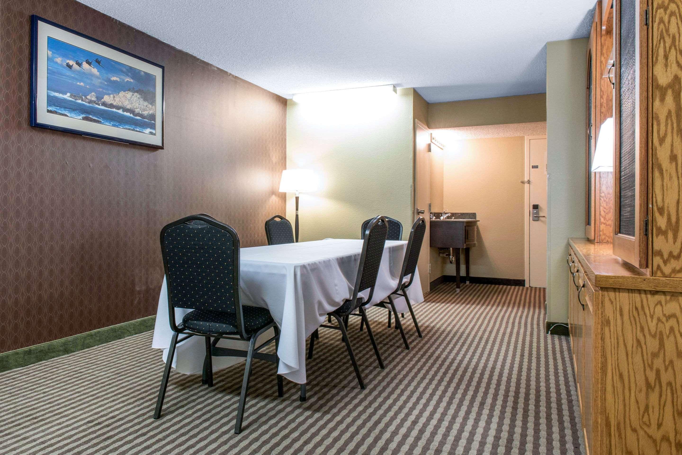 Quality Inn Festus Экстерьер фото