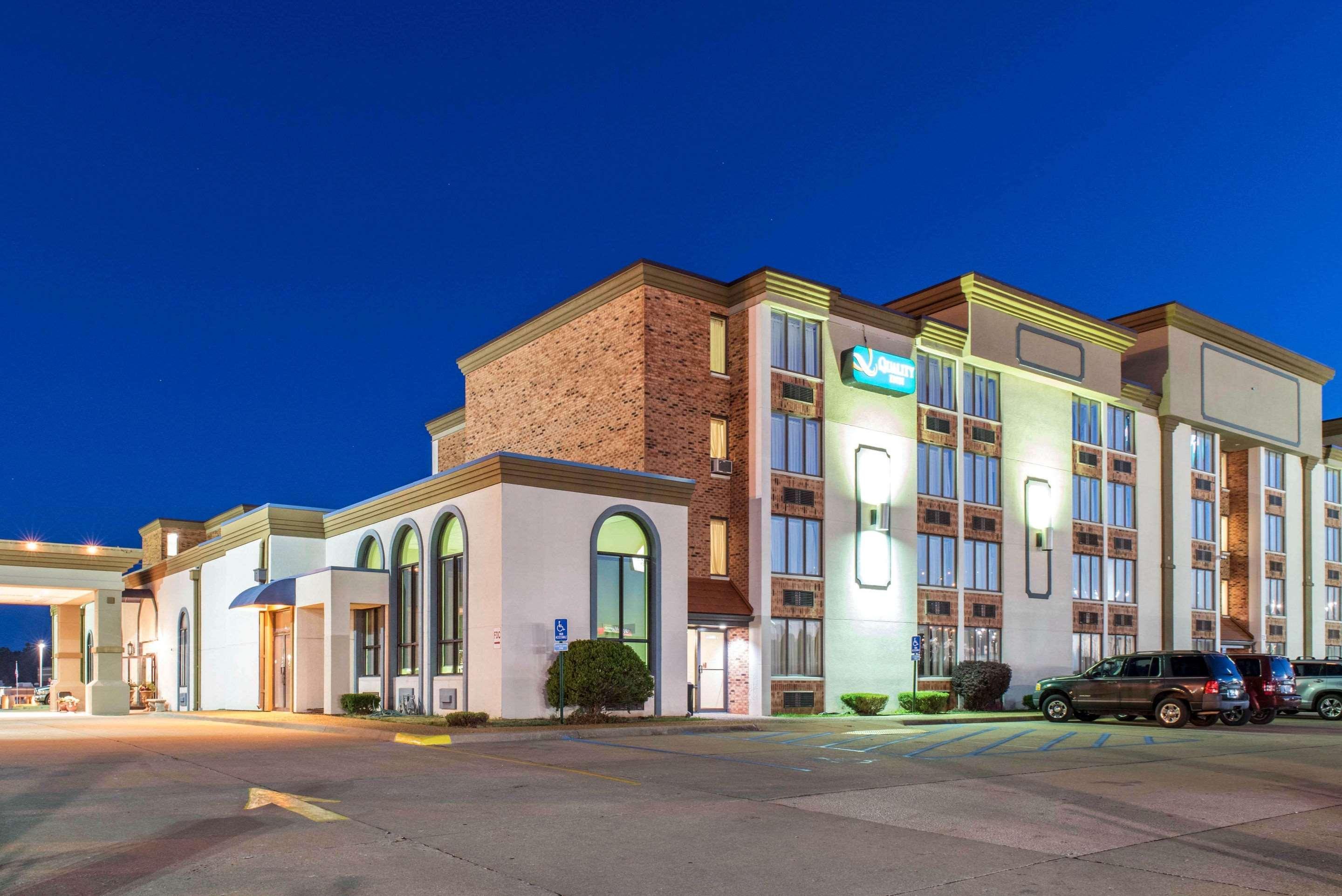 Quality Inn Festus Экстерьер фото