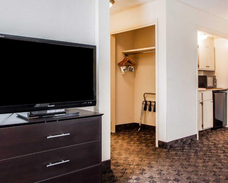 Quality Inn Festus Экстерьер фото