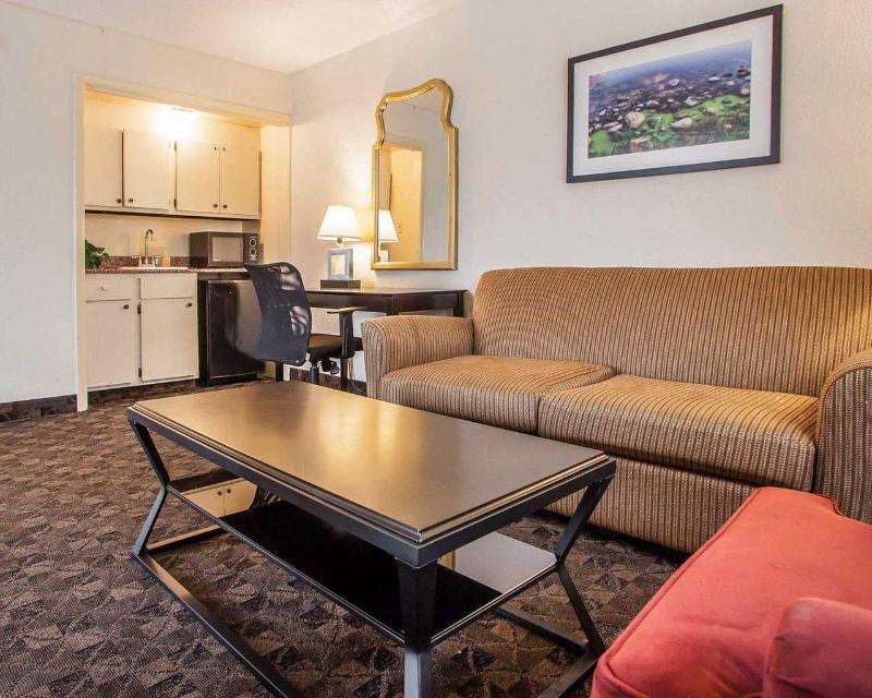 Quality Inn Festus Экстерьер фото